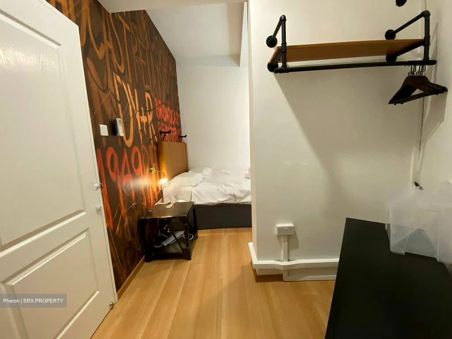 Sims Avenue (D14), Apartment #552493061